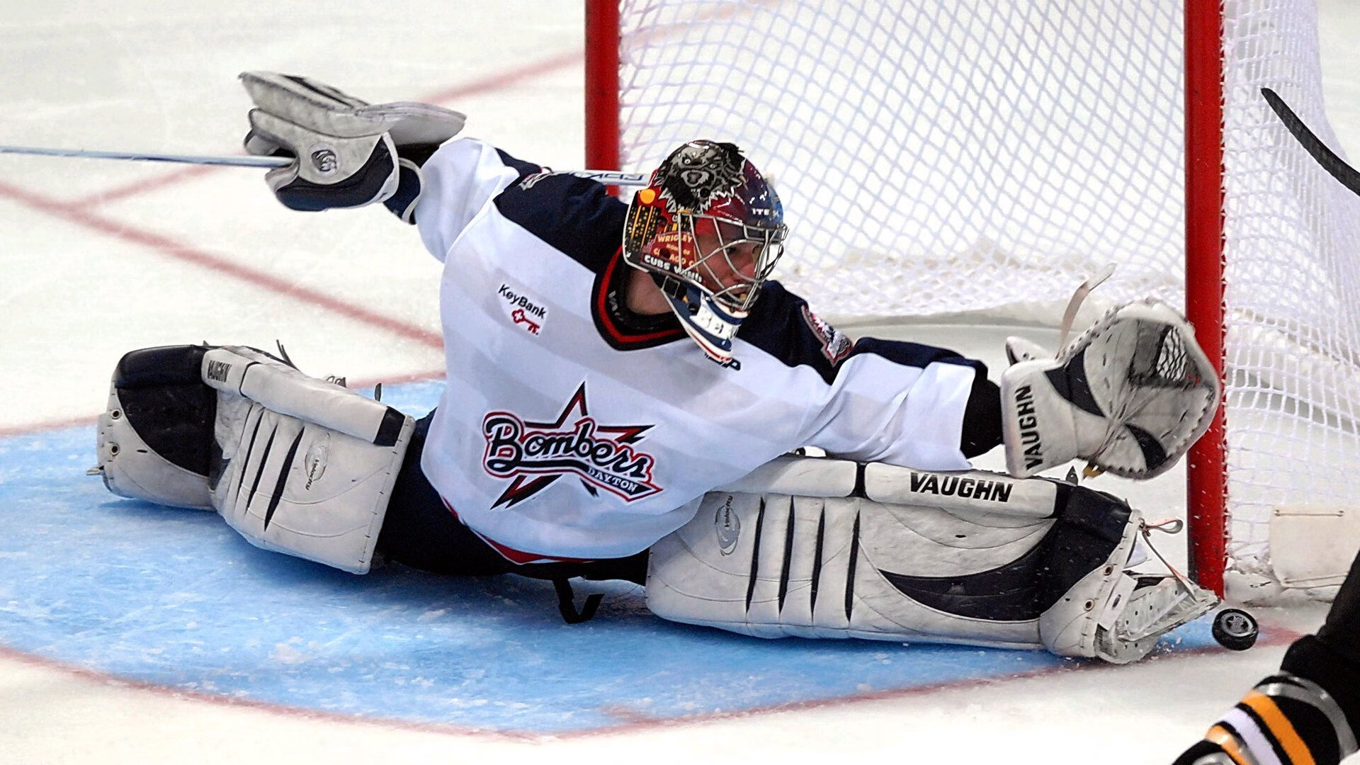 当世界地图被折叠，洪都拉斯对阵伊拉克，卡马文加如何踢出一场超越地理的冠军级表现