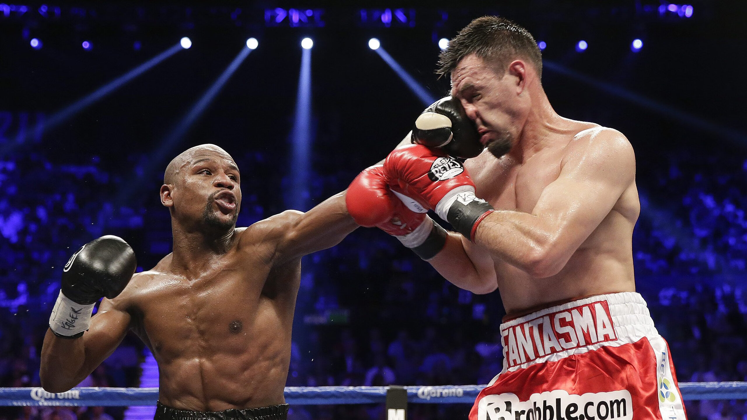 红牛二队力克哈斯车队，诺里斯关键制胜，策略与勇气的胜利